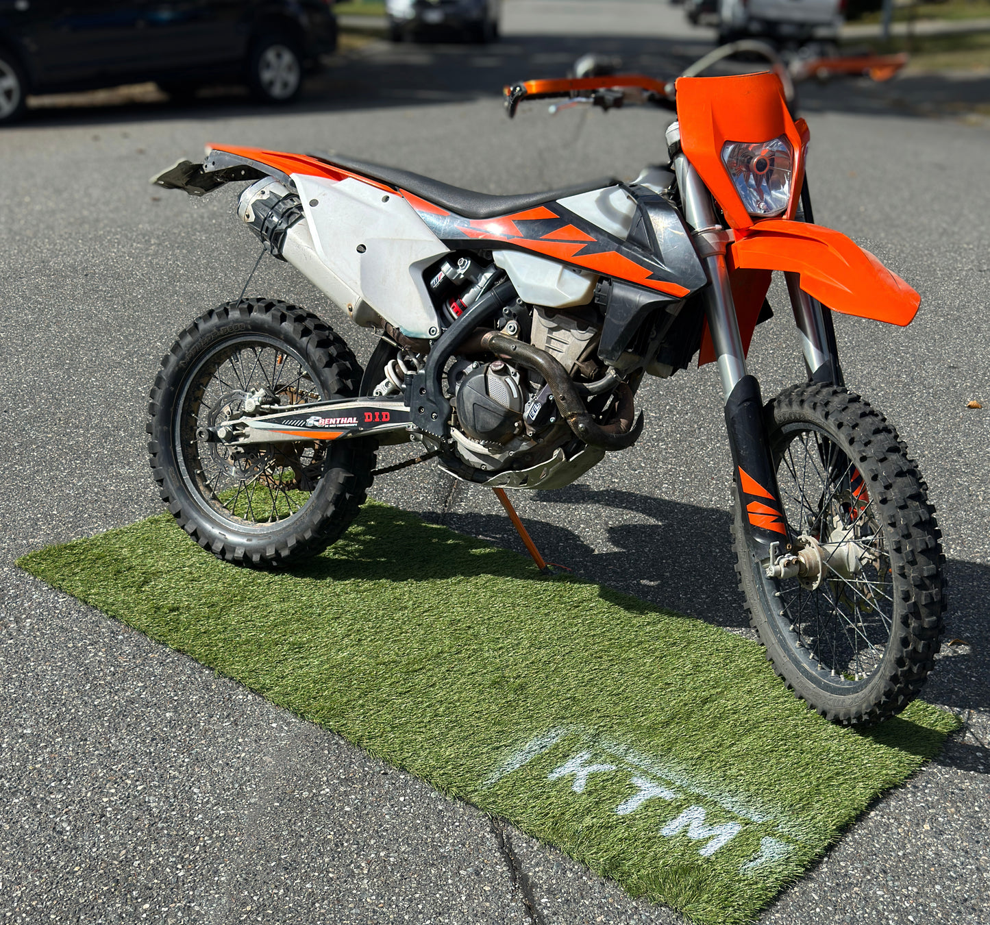Premium Bike Mat - Professional Grade (3ft x 7ft)